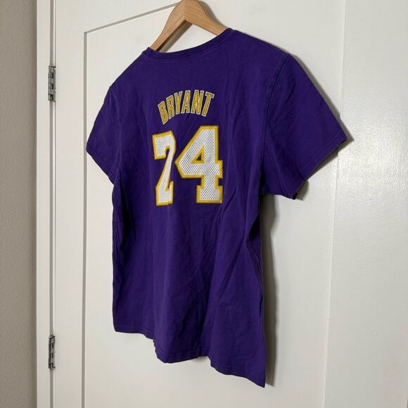 Kobe Bryant Los Angeles LA Lakers T-Shirt Womens Sz L Adidas #24 Purple NBA - Picture 5 of 9